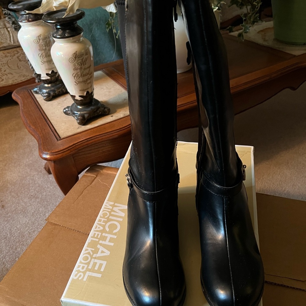 Michael Kors Elegant Black Boots